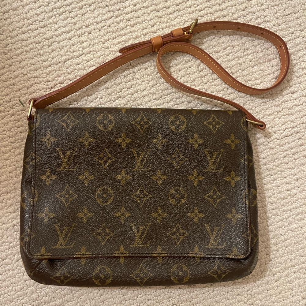 Louis Vuitton Musette Tango Short Strap Monogram Leather Shoulder bag